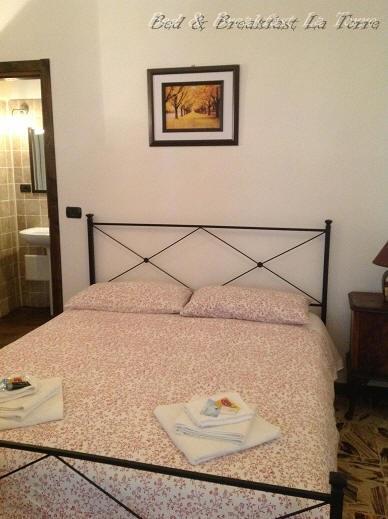 ドルチェアックア La Torre Bed & Breakfast 部屋 写真